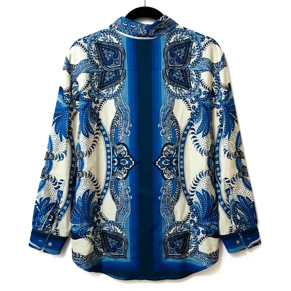 FARM Rio Blue and White Patterned Top - Ladies Size S - Picture 2 of 5